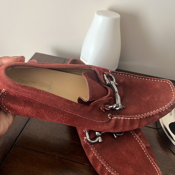 Men Shoes - Picture 2 of 4